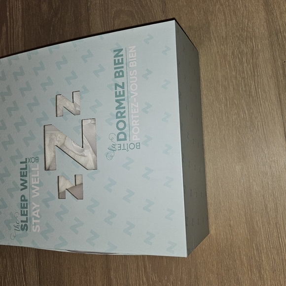 Gift set - Picture 2 of 3